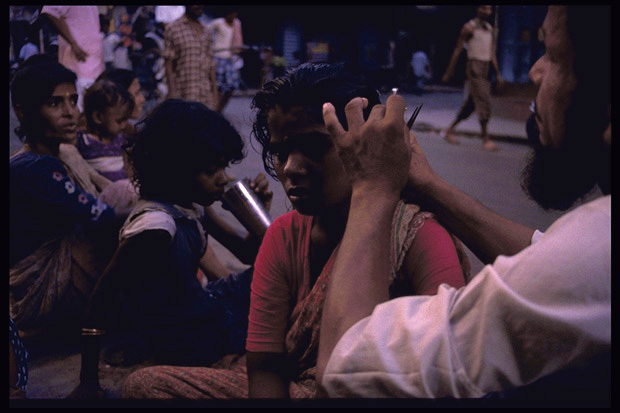 Ears cleaning, Calcutta, North India