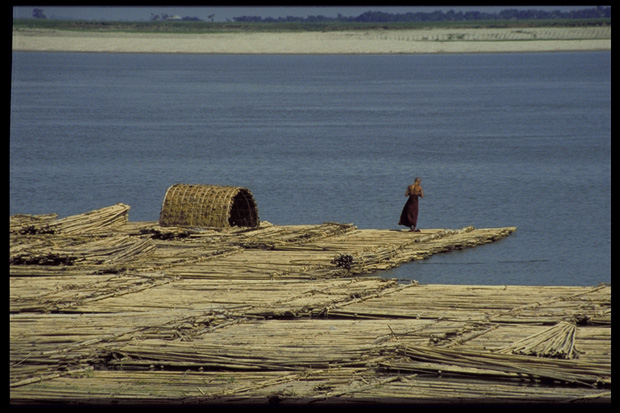 Burmese monk, Irrawadi river, Mandalay