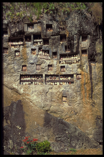 Graves, Tana Toraja, South Sulawesi