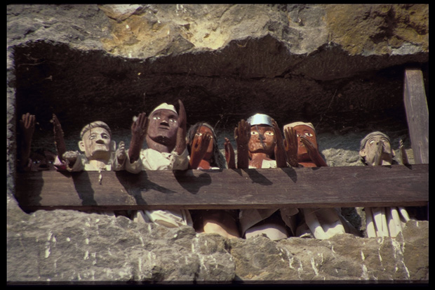 Graves, Tana Toraja, South Sulawesi